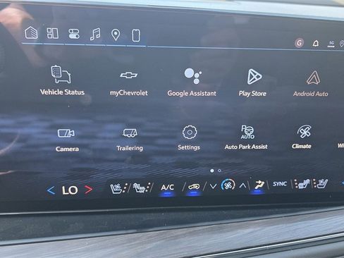 New 2026 Chevrolet Suburban Premier image 26