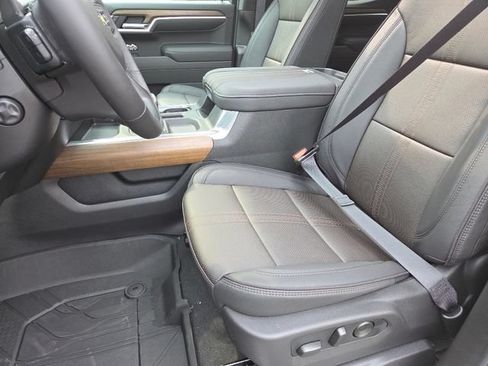 New 2026 Chevrolet Silverado 1500 High Country AWD/4WD image 26