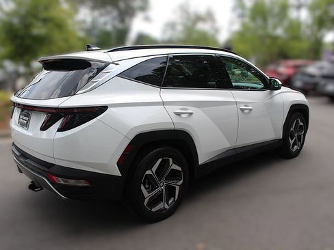 Used 2024 Hyundai Tucson Limited image 11