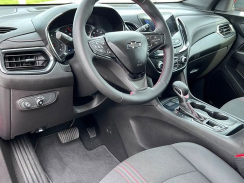 Used 2023 Chevrolet Equinox RS AWD/4WD image 15