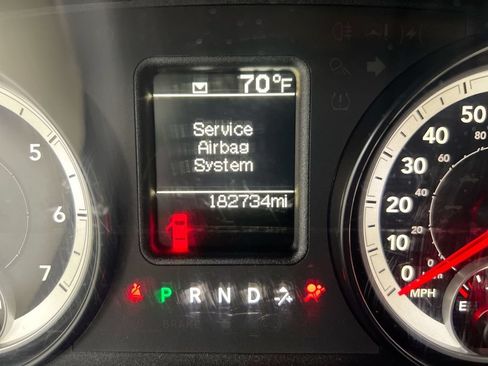 Used 2014 RAM 1500 Express RWD image 13