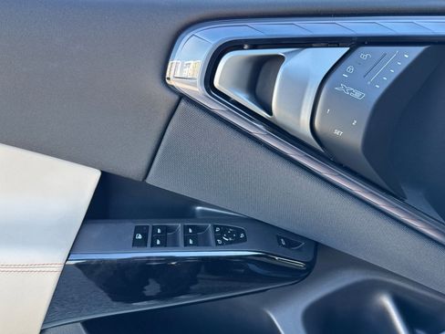 Used 2026 BMW X3 xDrive30 w/ Premium Package image 13