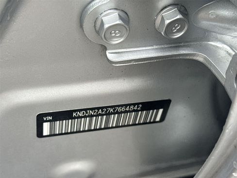 Used 2019 Kia Soul FWD image 30