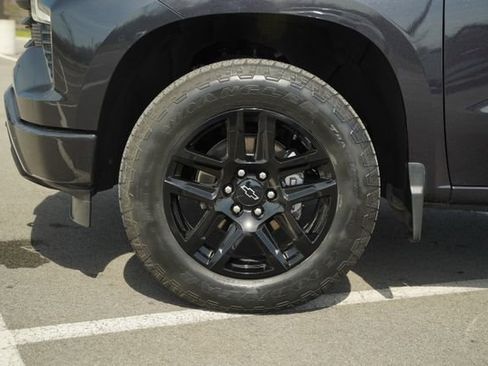 Used 2023 Chevrolet Silverado 1500 RST w/ Convenience Package II image 12