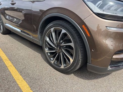 Used 2022 Lincoln Aviator Reserve w/ Equipment Group 201A image 5