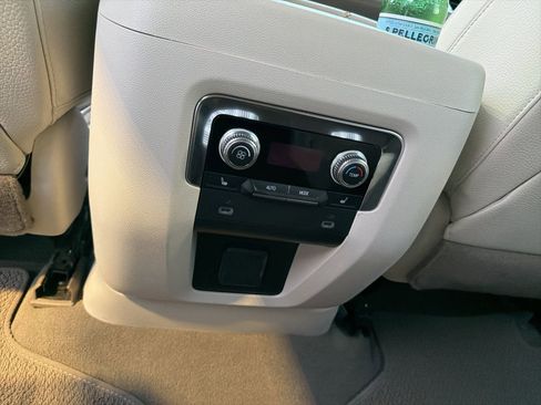 Used 2023 GMC Yukon XL Denali image 25