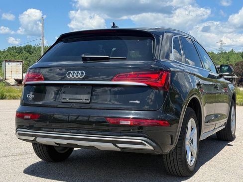 Used 2023 Audi Q5 2.0T Premium w/ Convenience Package AWD/4WD image 5