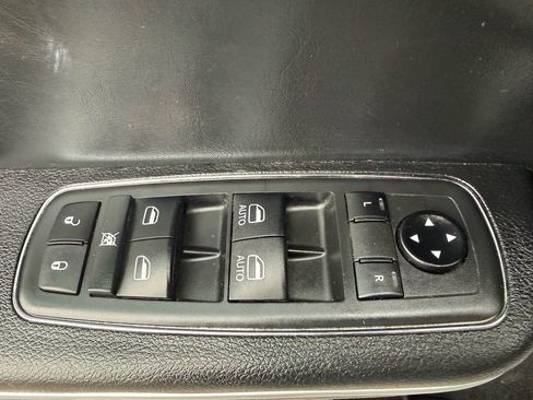 Used 2021 Dodge Charger SXT w/ Leather Interior Group image 12