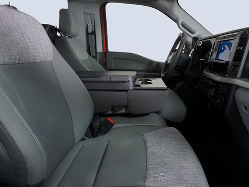 Used 2023 Ford F450 XLT w/ XLT Value Package image 20