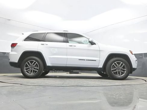 Used 2021 Jeep Grand Cherokee Limited AWD/4WD image 40