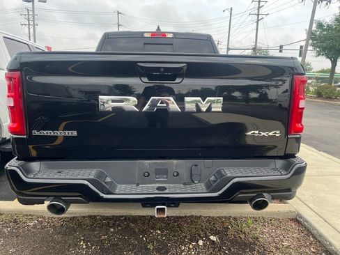 Used 2025 RAM 1500 Laramie w/ Sport Appearance Package AWD/4WD image 9