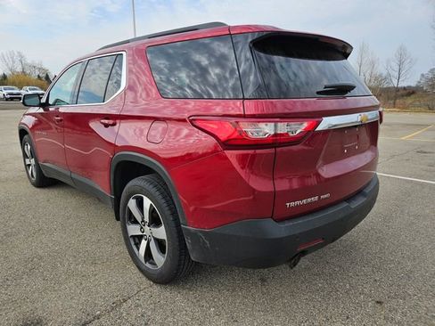 Used 2019 Chevrolet Traverse LT w/ LT Premium Package image 5