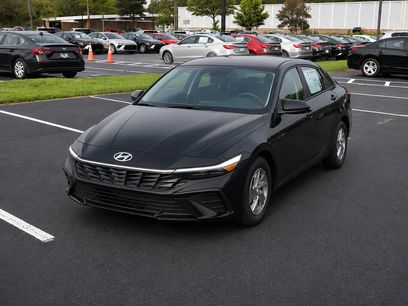 New 2026 Hyundai Elantra SE