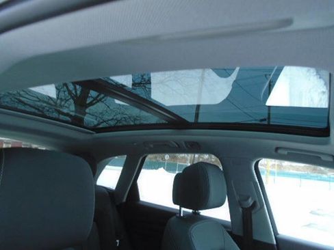 Used 2023 Audi Q5 2.0T Premium w/ Convenience Package image 14