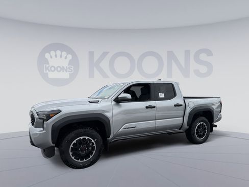 New 2025 Toyota Tacoma TRD Off-Road w/ TRD Off Road Upgrade Package image 2