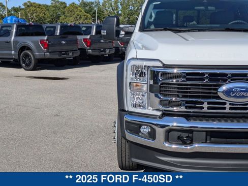 New 2025 Ford F450 XL w/ XL Chrome Package image 10