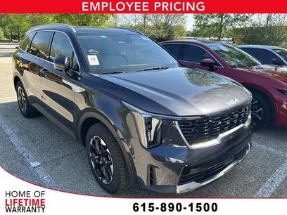 Used 2025 Kia Sorento S w/ Panoramic Sunroof Package
