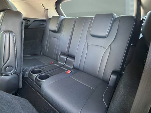 Used 2020 Lexus RX 350L Premium w/ Premium Package AWD/4WD image 15
