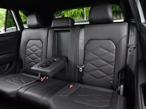 Certified 2026 Volkswagen Atlas Cross Sport SE AWD/4WD image 22