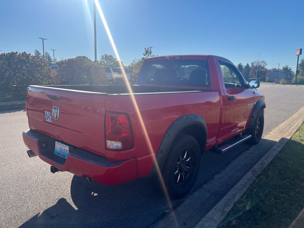 Used 2013 RAM 1500 Express RWD image 3