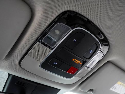 Used 2025 Hyundai Tucson SEL FWD image 37