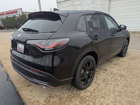 New 2026 Honda HR-V Sport image 7