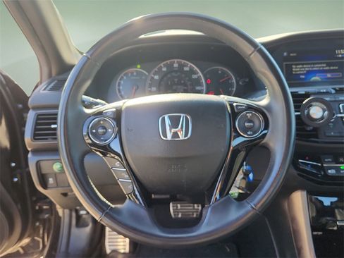 Used 2016 Honda Accord Sport image 20