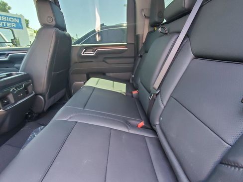 Used 2026 GMC Sierra 3500 Denali w/ Denali Reserve Package AWD/4WD image 5