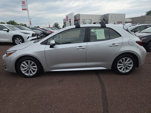 Certified 2025 Toyota Corolla SE FWD image 6