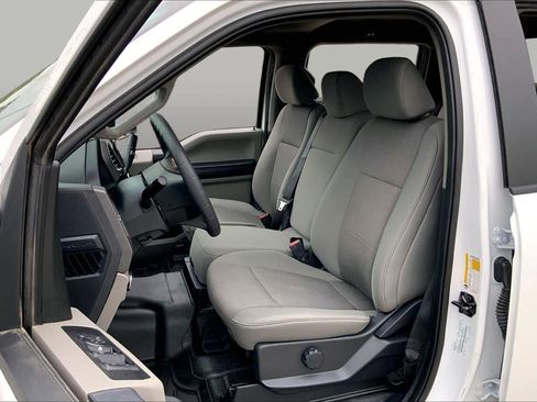 Used 2022 Ford F250 XL w/ STX Appearance Package AWD/4WD image 8
