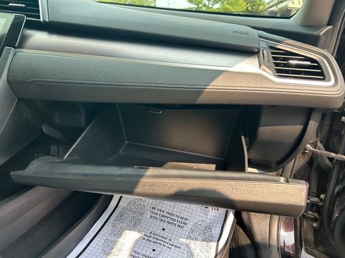 Used 2017 Honda Civic Touring image 43