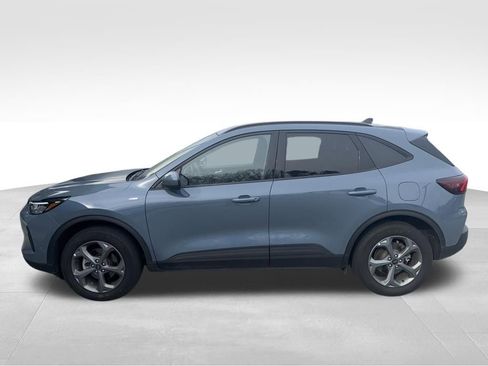 Used 2025 Ford Escape ST-Line Select image 2
