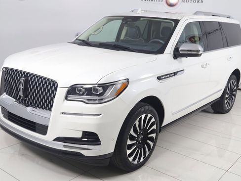 Used 2023 Lincoln Navigator Black Label image 25