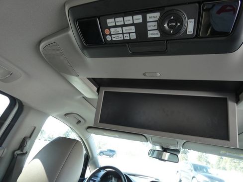 Used 2015 Honda Odyssey Touring Elite image 14