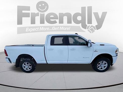 Used 2024 RAM 2500 Laramie AWD/4WD image 4