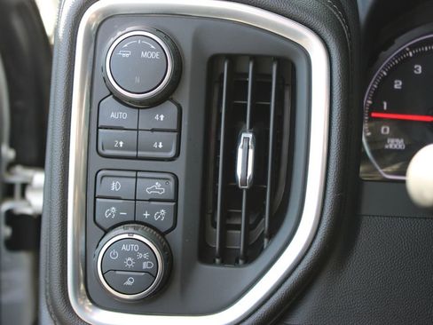 Used 2022 Chevrolet Silverado 2500 LTZ w/ Z71 Off-Road Package image 43