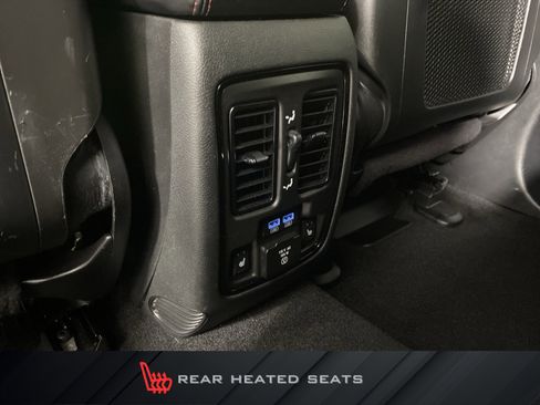 Used 2021 Dodge Durango R/T w/ Blacktop Package AWD/4WD image 34