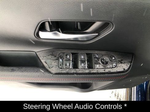 Certified 2025 Nissan Kicks SR w/ Interior Electronics Package image 14