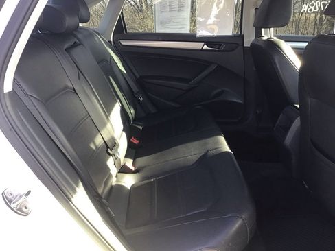 Used 2015 Volkswagen Passat 1.8T Limited Edition image 15