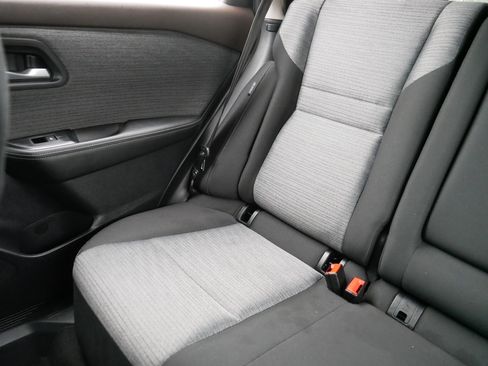 Certified 2023 Nissan Rogue SV image 12