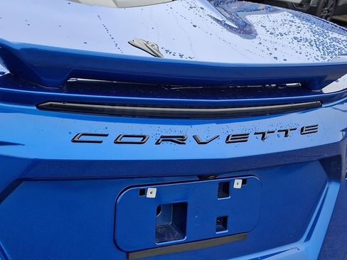 Used 2022 Chevrolet Corvette Stingray Premium Cpe w/ Z51 Performance Package RWD image 30