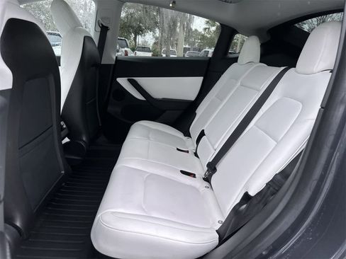 Used 2020 Tesla Model Y Performance image 15