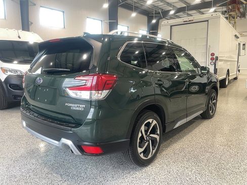 Used 2023 Subaru Forester Touring AWD/4WD image 21