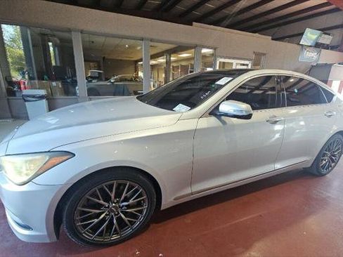 Used 2015 Hyundai Genesis 5.0 RWD image 22
