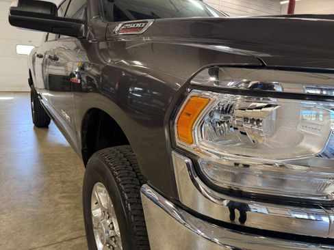 Used 2021 RAM 2500 Big Horn w/ Level 1 Equipment Group image 5