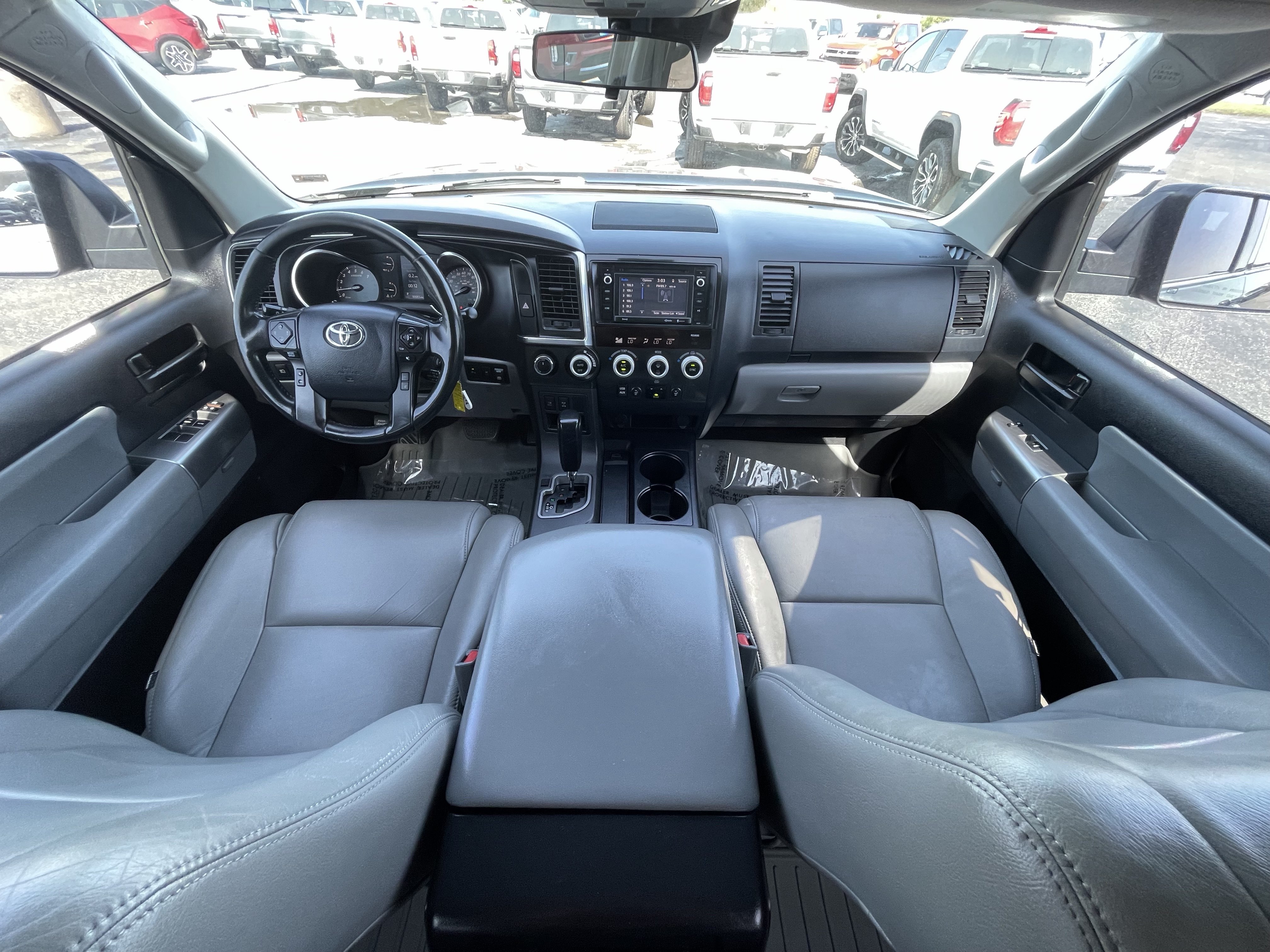 Used 2019 Toyota Sequoia SR5 AWD/4WD image 12