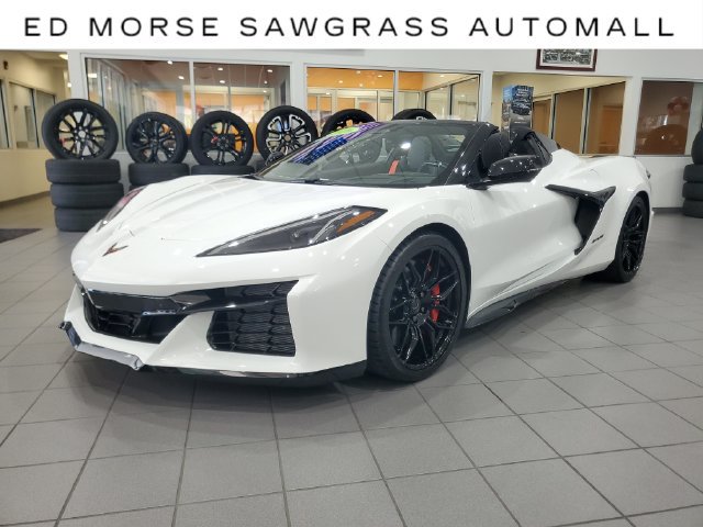 Used 2026 Chevrolet Corvette Z06 w/ Stealth Interior Trim Package RWD 360° Tour