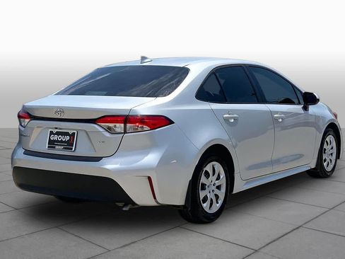 Used 2025 Toyota Corolla LE FWD image 13