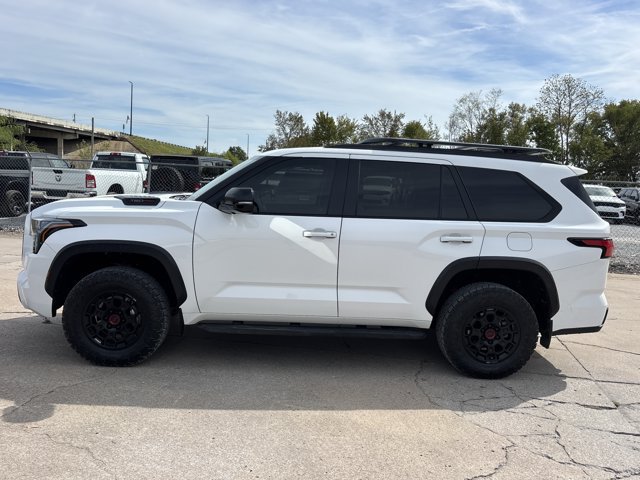 Used 2024 Toyota Sequoia TRD Pro AWD/4WD image 8