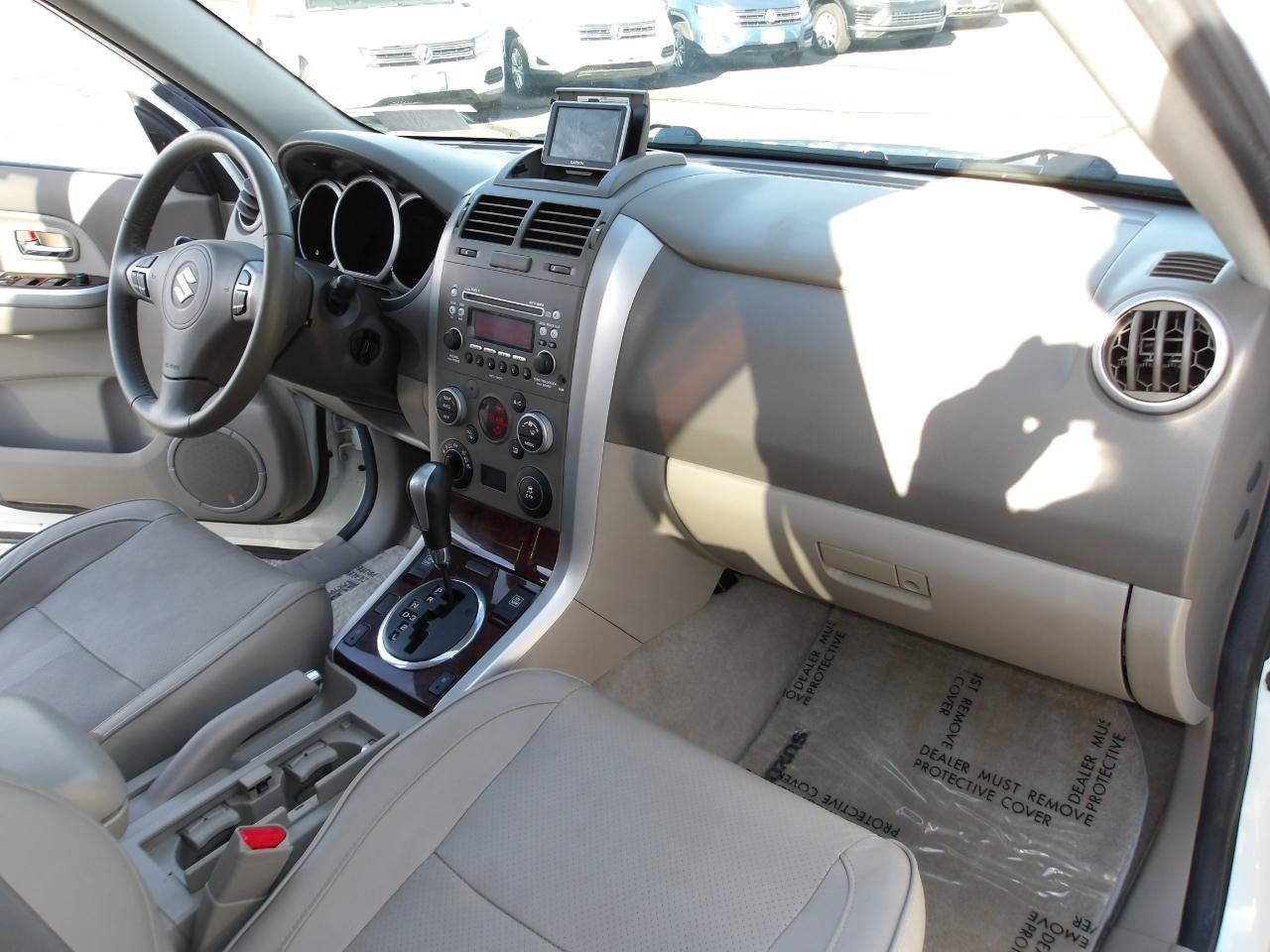 Used 2012 Suzuki Grand Vitara Limited AWD/4WD image 13